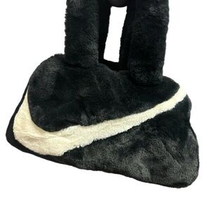 Luxurious Faux Fur Handbag